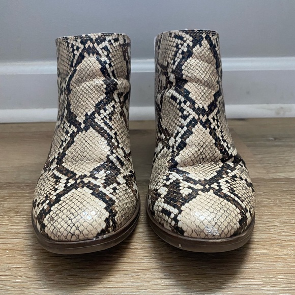 Michael by Michael Shannon Snake Booties - Picture 2 of 12